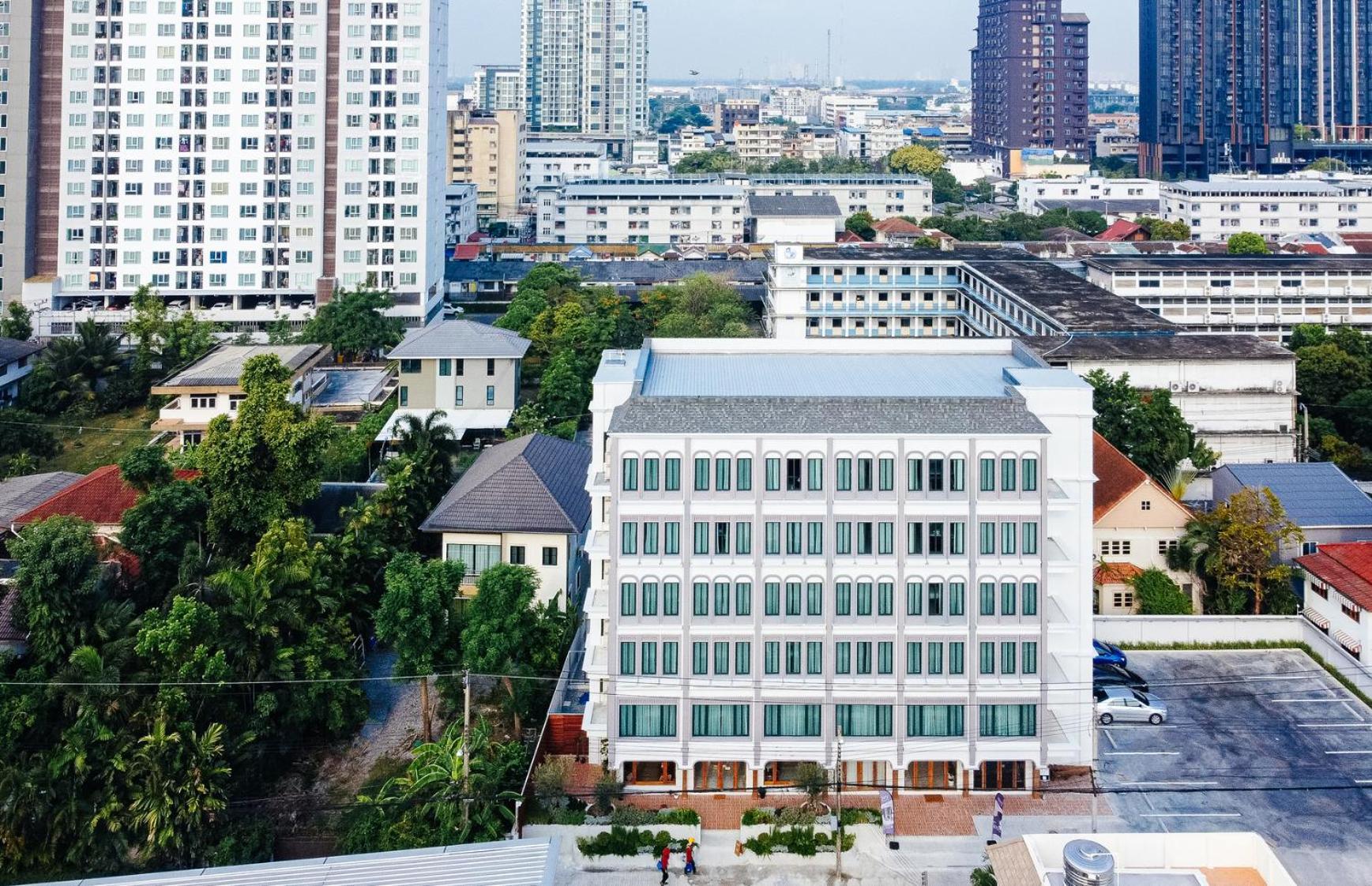 Vst Punnawithi Hotel Bangkok Exterior photo